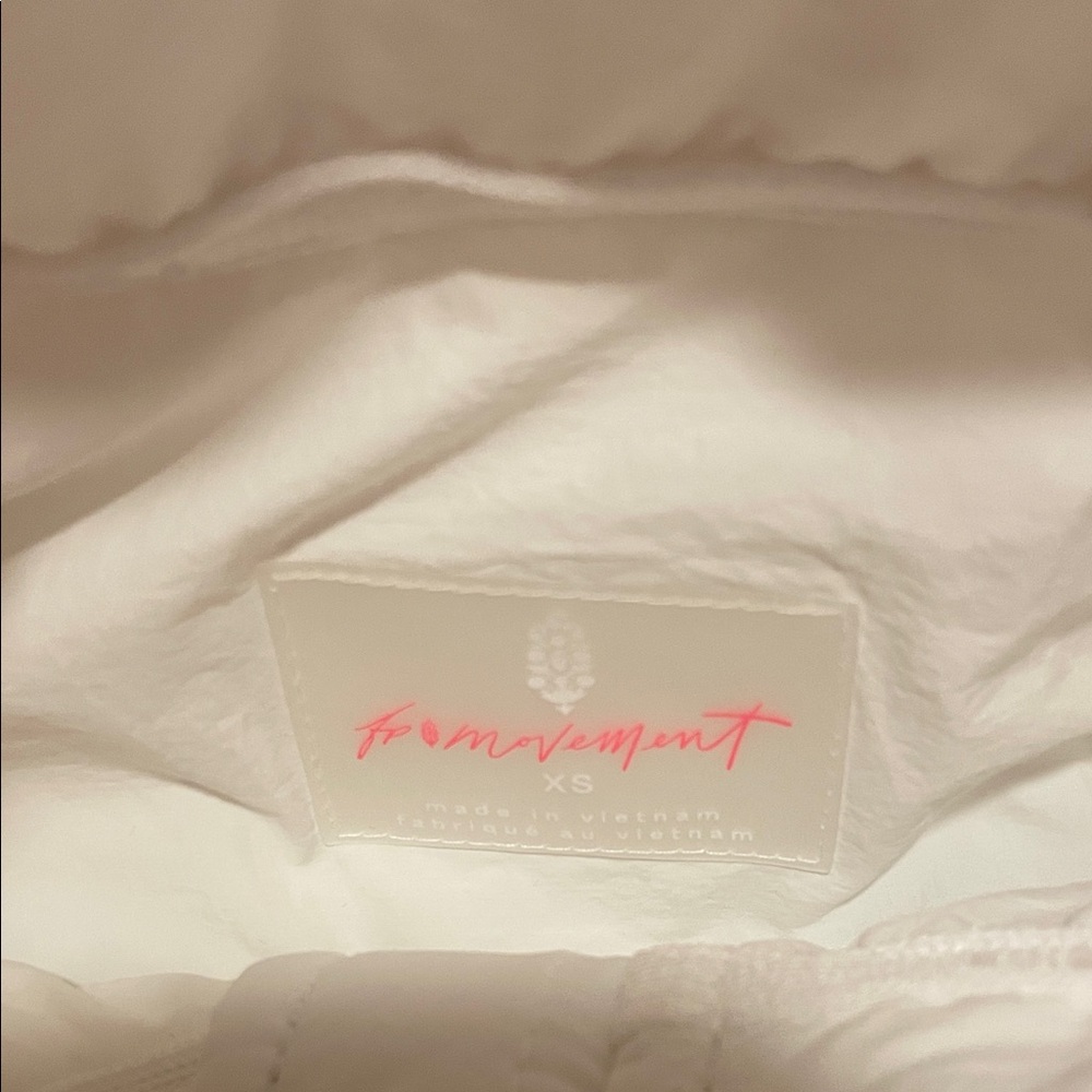FP Movement by Free People White Vest with Pink Accent - Picture 3 of 4